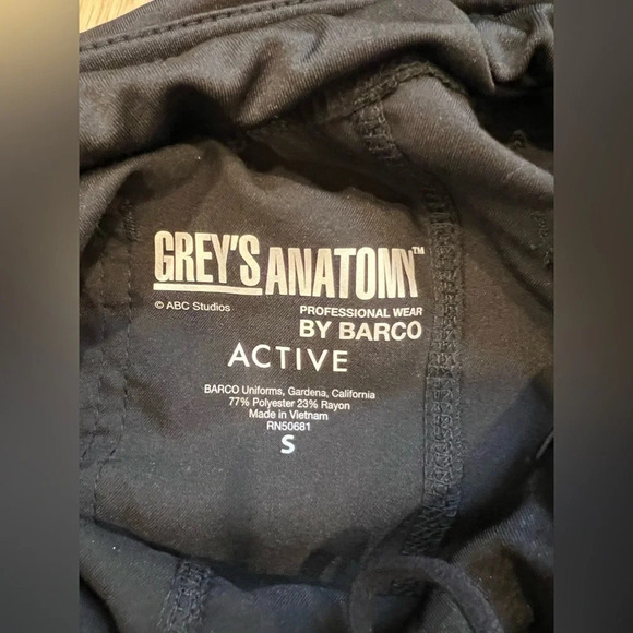 Grey’s anatomy Professional wear, NWT
Active
Black scrub pant
Size small - Picture 7 of 8